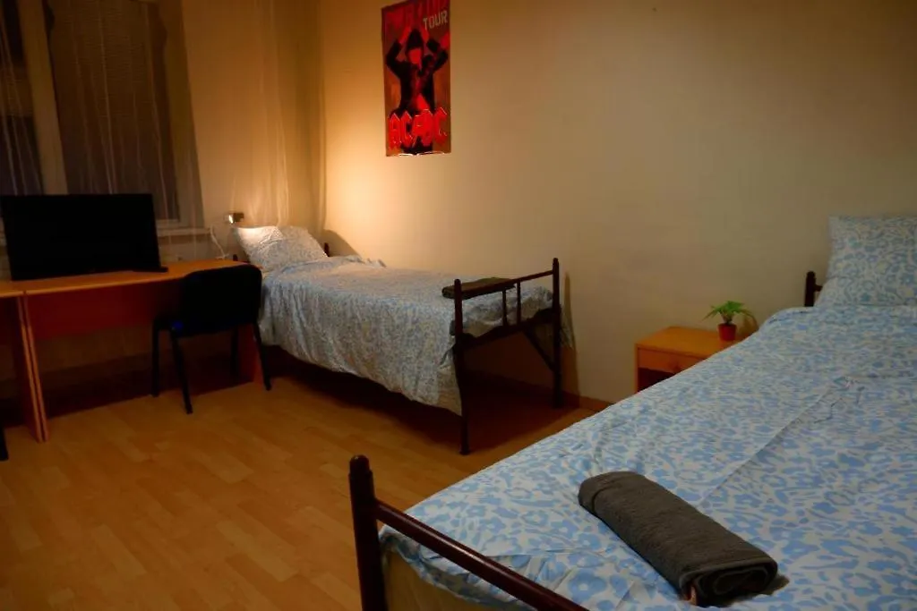 Rooms A Parkovani Turgenevova - Olomoucka Brno Hostel